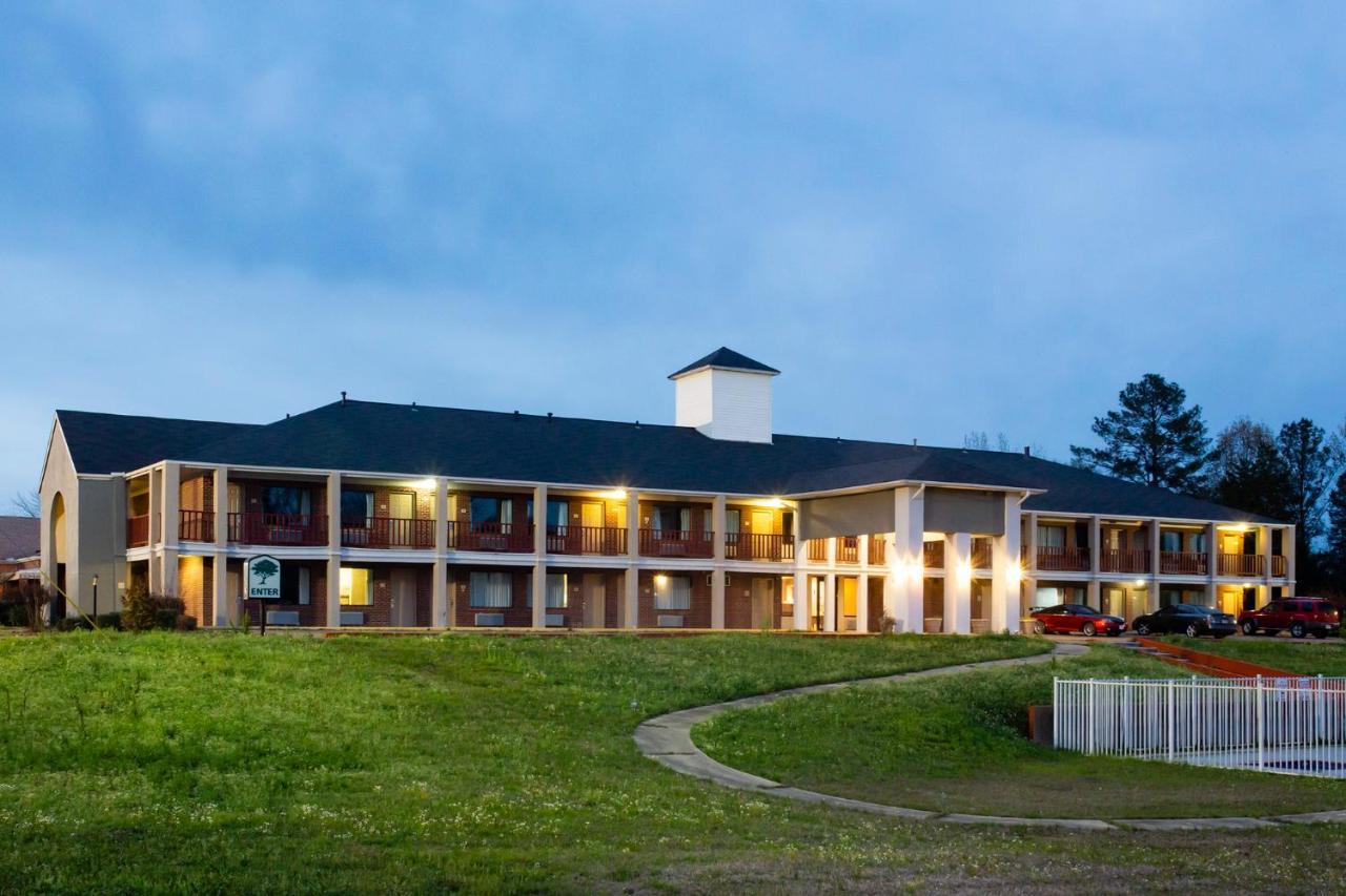 Oak Tree Inn Macon Ngoại thất bức ảnh